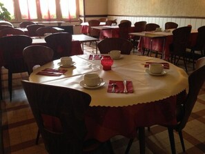 Daily continental breakfast for a fee