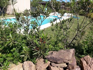 Outdoor pool, pool loungers - Cabanas del Este (Sauce de Portezuelo)