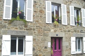 Entrée de l’hébergement