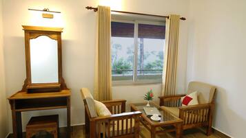 Premium Double or Twin Room, 1 King Bed, Valley View | 1 bedroom, down duvets, individually decorated, individually furnished