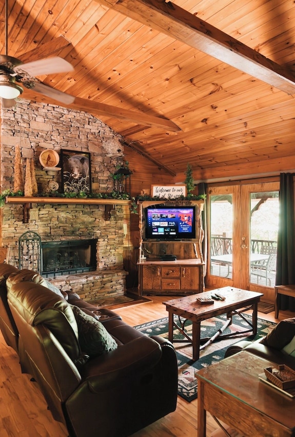 Come And Enjoy Bryson City! Just Minutes From Noc, Deep Creek, Gsmnp, Fishing!!! - Bryson City, NC
