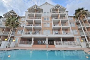 Piscina externa, piscina aquecida