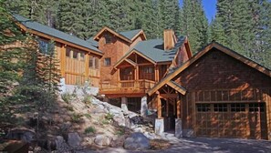Exterior - 3500sf Family Home with View, Near Palisades/Squaw Valley (Olympic Valley)