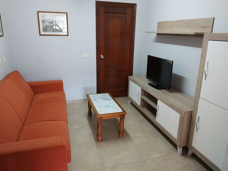 Bueu: Apartamento Vistas Al Mar Y Al Campo A 300m. De La Playa, 5 Personas, Wif - Bueu