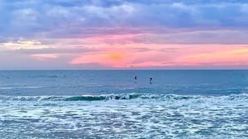 Aan het strand, ligstoelen aan het strand