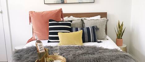 1 chambre, fer et planche Ă repasser, Wi-Fi, draps fournis