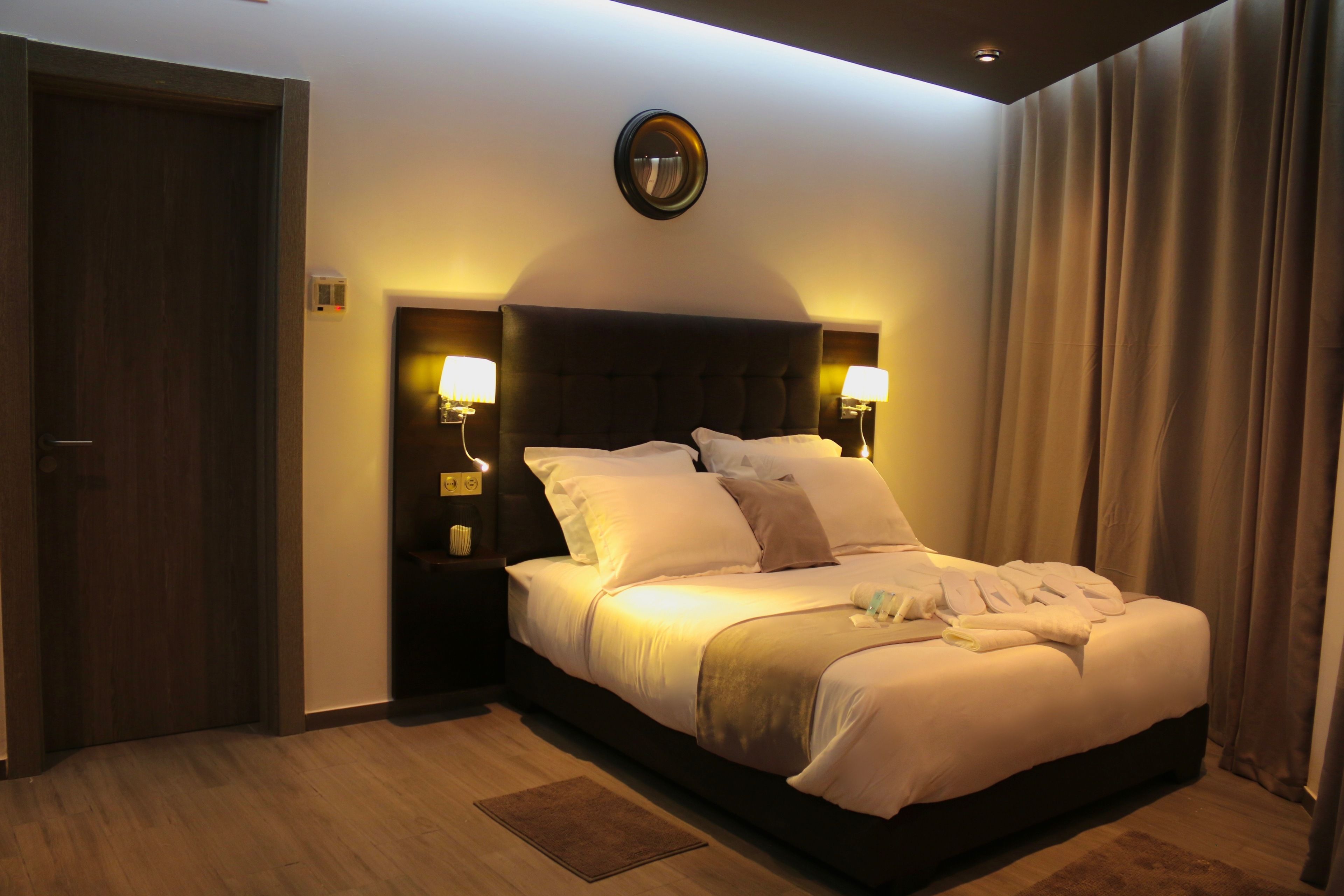 Deluxe Double Room, Balcony, Partial Sea View | Egyptian cotton sheets, premium bedding, down comforters