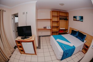 Quarto standard | Frigobar, cofres nos quartos, Wi-Fi de cortesia, roupa de cama