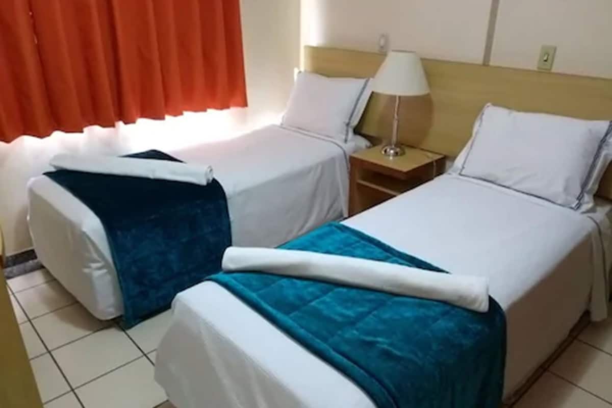 minibar, in-room safe, free wifi, bed sheets