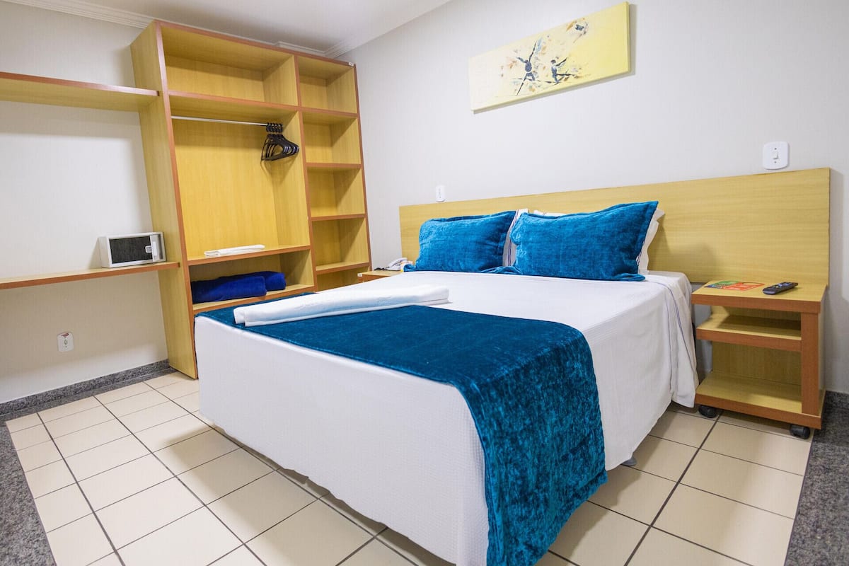 Minibar, in-room safe, free WiFi, bed sheets