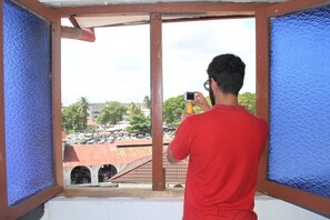 บริเวณภายนอก