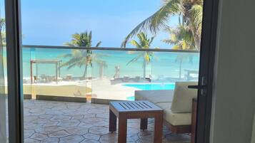 Deluxe Room, 1 King Bed, Accessible, Beachfront | View from room