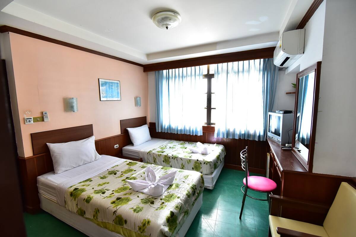 Standard Twin Room  | Coffre-fort, accès au Wi-Fi (inclus)