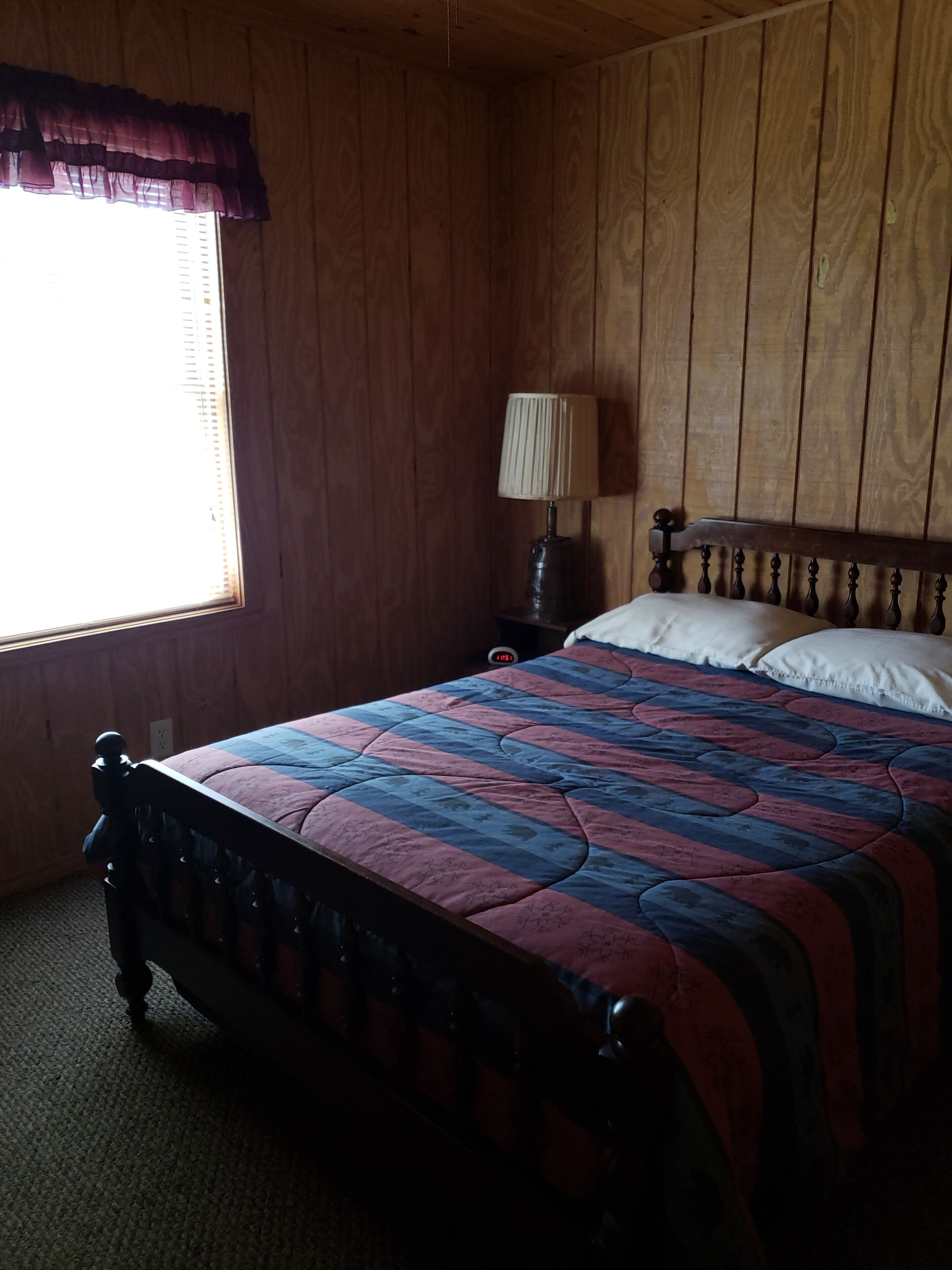 #1Lakeside Cabin W/Beautiful Views Of Moose Lake ~ Private Dock with Boat launch