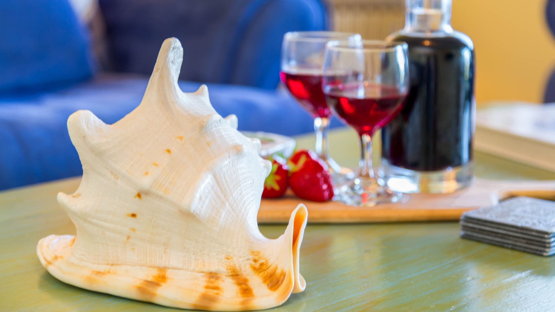 Oceanfront Haven with Unparalleled Views and Retreat Living — image 23