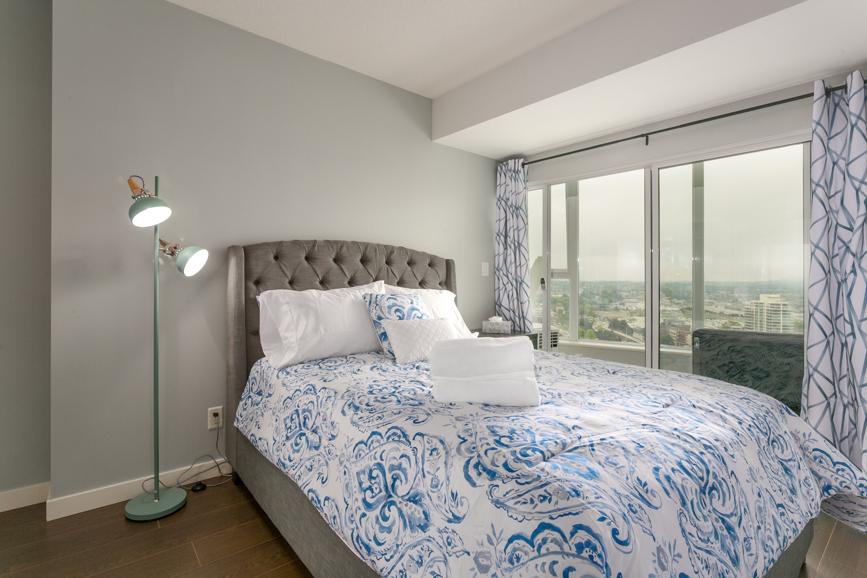 2 bedrooms, iron/ironing board, travel cot, WiFi