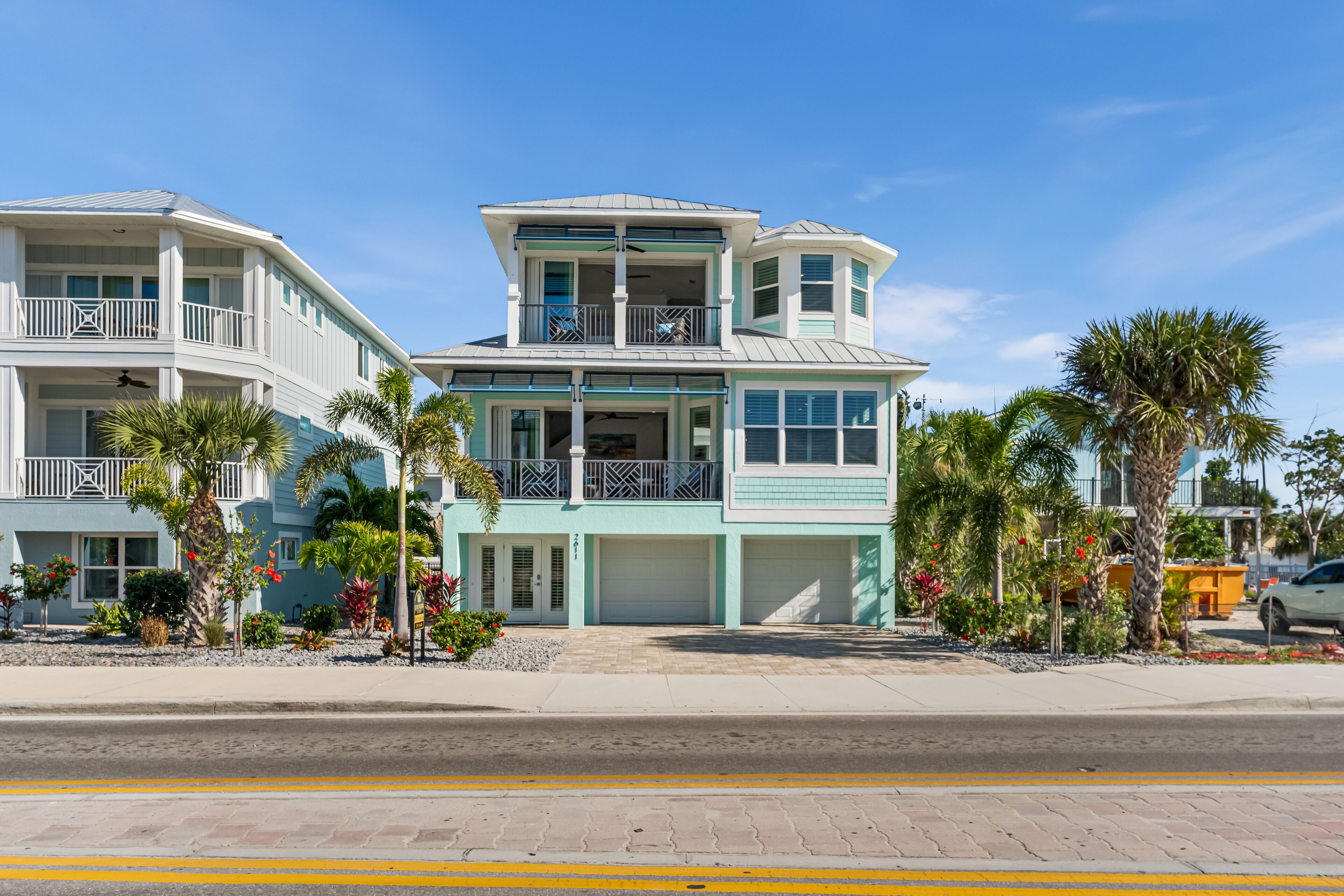 Reef of Paradise -Ocean Views, Luxury Pool Home