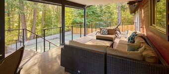 Spacious Family Getaway with Hot Tub, Pickleball & BBQ Deck