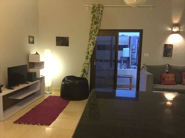 TV LED, aparelho de som