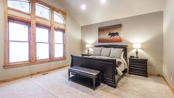 7 bedrooms, desk, iron/ironing board, free WiFi