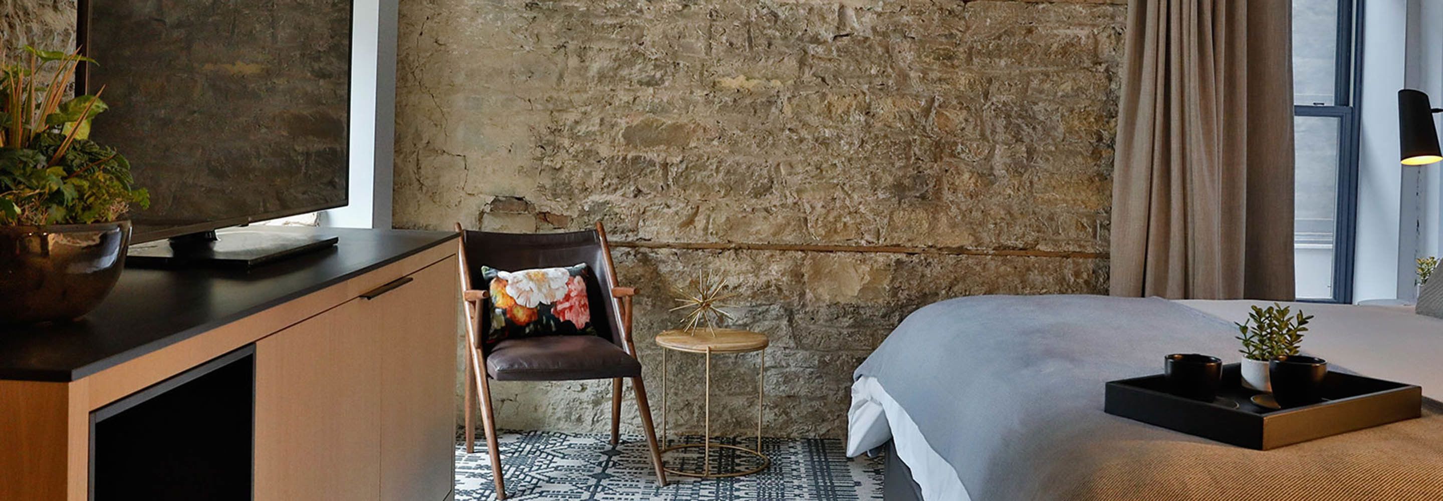 premium room, 1 king bed | 1 bedroom, frette italian sheets, premium bedding, minibar