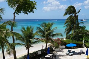 On the beach - Waterside 303 | Elegant Beachside Living on Barbados’ Platinum Coast (Paynes Bay)