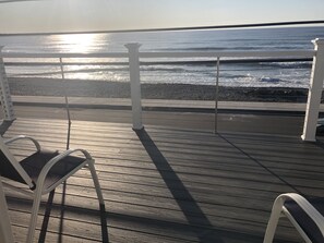 Property grounds - Across from beach!!! Sleeps 14 (York)