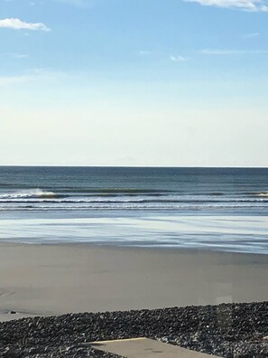 Beach nearby - Across from beach!!! Sleeps 14 (York)