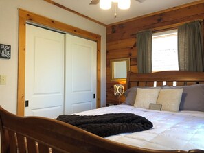 3 bedrooms, iron/ironing board, travel crib, free WiFi