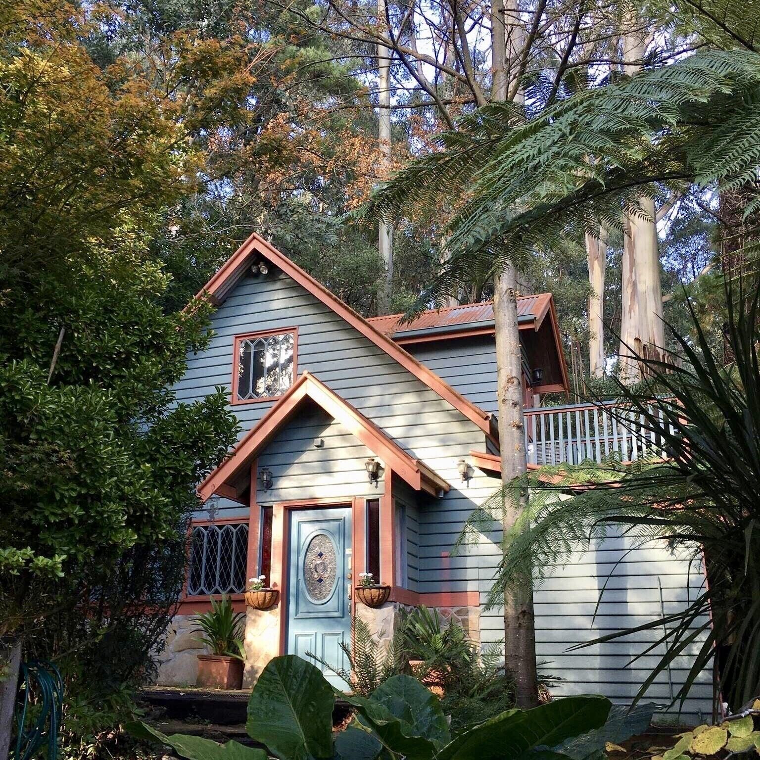 Wild Orchid Olinda ~ Private Luxury self contained Cottage ~ Dandenong Ranges