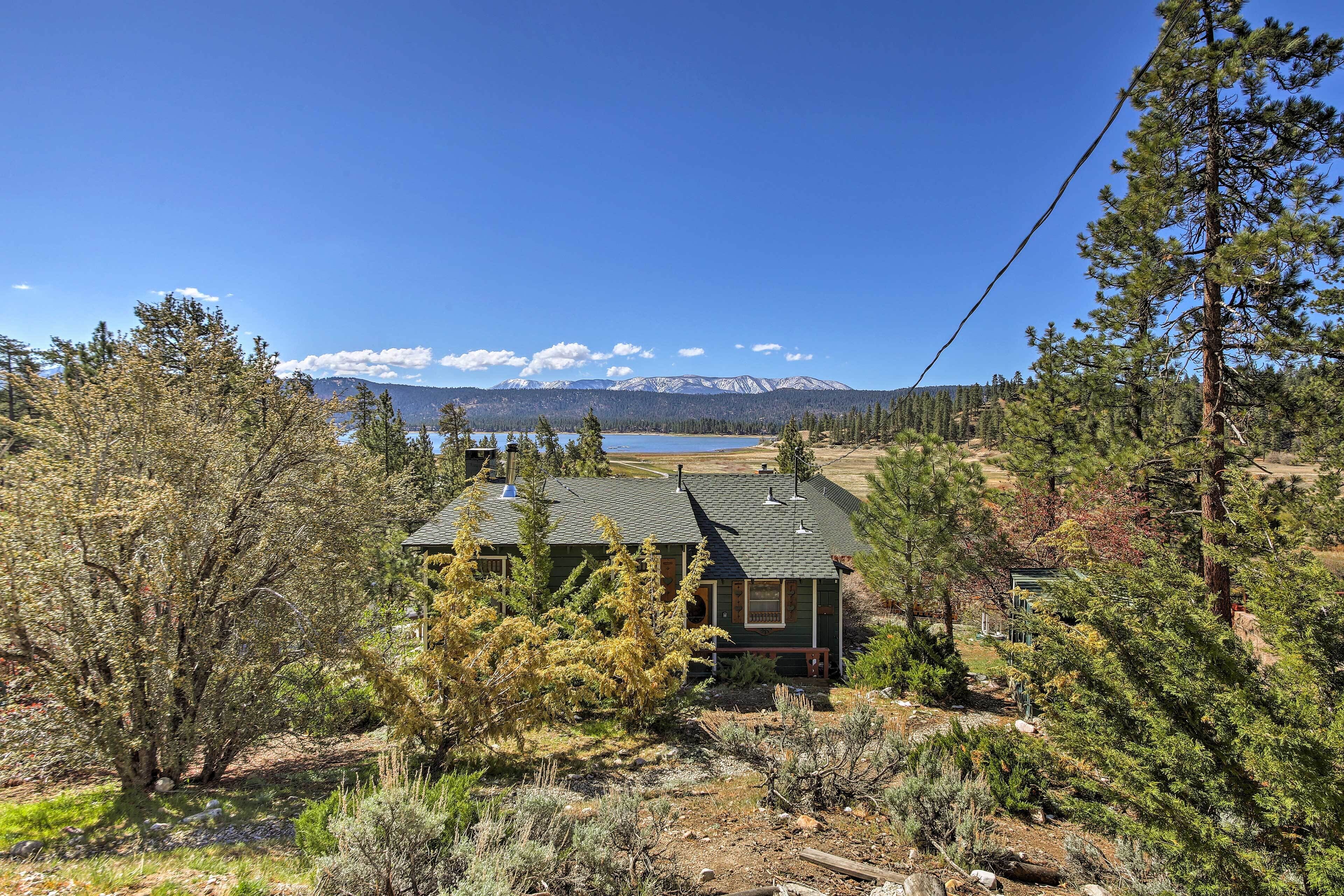 Cabin w/Deck & Views Steps from Big Bear Lake