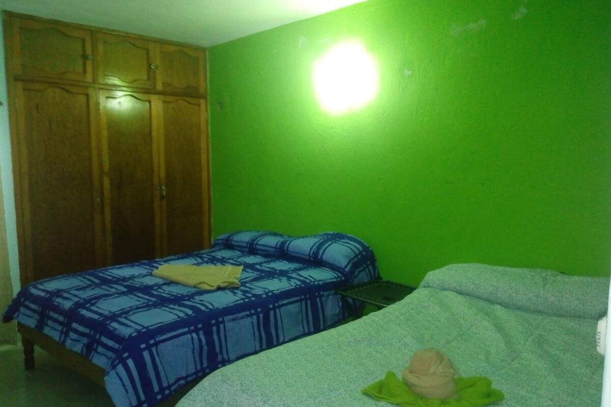 1 bedroom, premium bedding, minibar, desk
