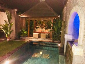 Piscine extérieure