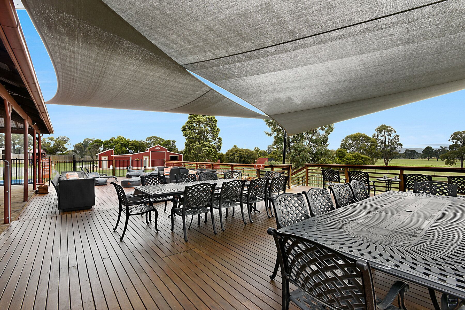 Hunter Valley Lodge & Retreat - STAYZ HOLIDAY HOME FINALIST   — image 21