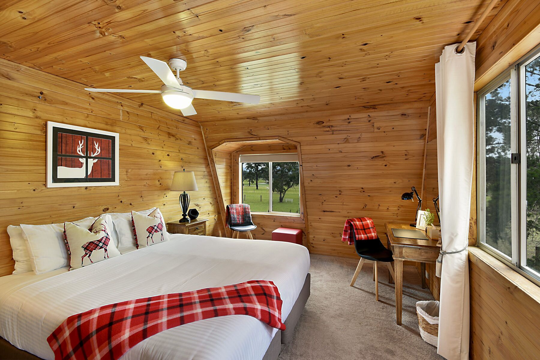 Hunter Valley Lodge & Retreat - STAYZ HOLIDAY HOME FINALIST   — image 19