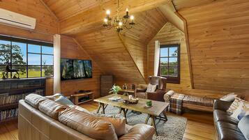 Smart TV, fireplace, DVD player, ping pong