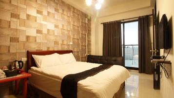 雙人房 | 書桌、遮光布/窗簾、免費無線上網