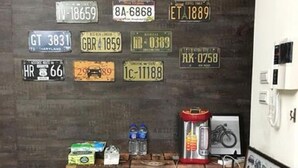 Interior entrance - Old Car Home (Luodong)