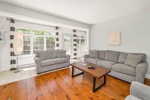 Téléviseur connecté, Netflix, Hulu, lecteur de DVD