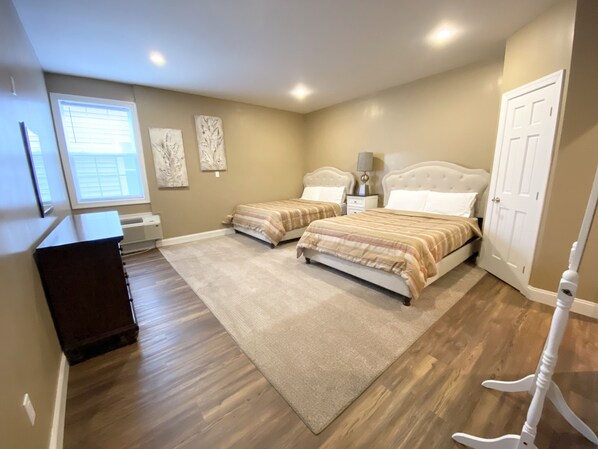 5 chambres, fer et planche à repasser, Wi-Fi, literie fournie