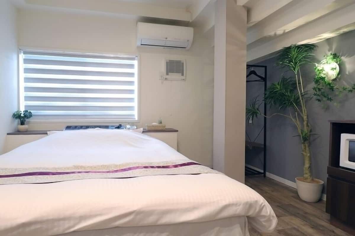 Individualmente decorados, Wi-Fi de cortesia, roupa de cama