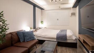Individually decorated, free WiFi, bed sheets