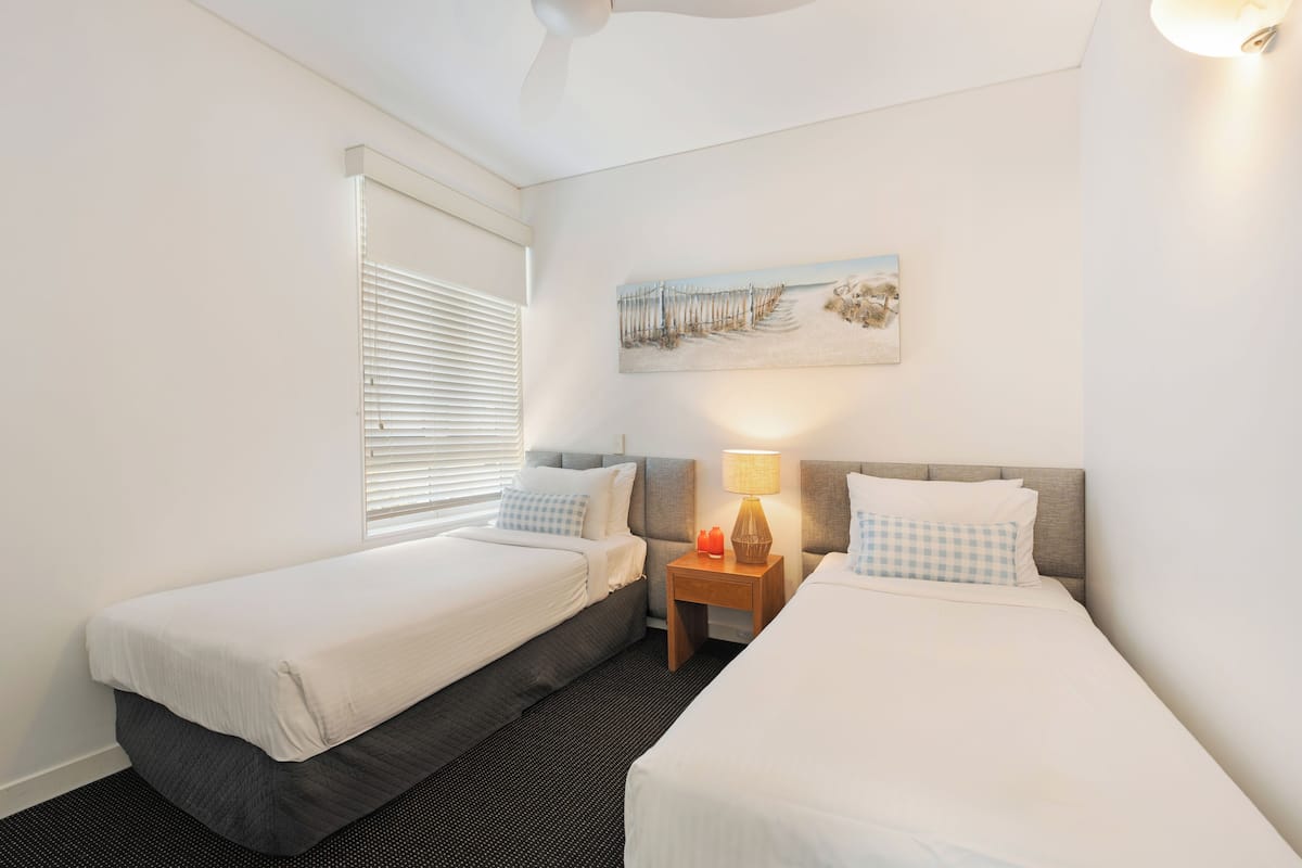 Executive-Apartment, 2 Schlafzimmer | 1 Schlafzimmer, individuell dekoriert, individuell eingerichtet