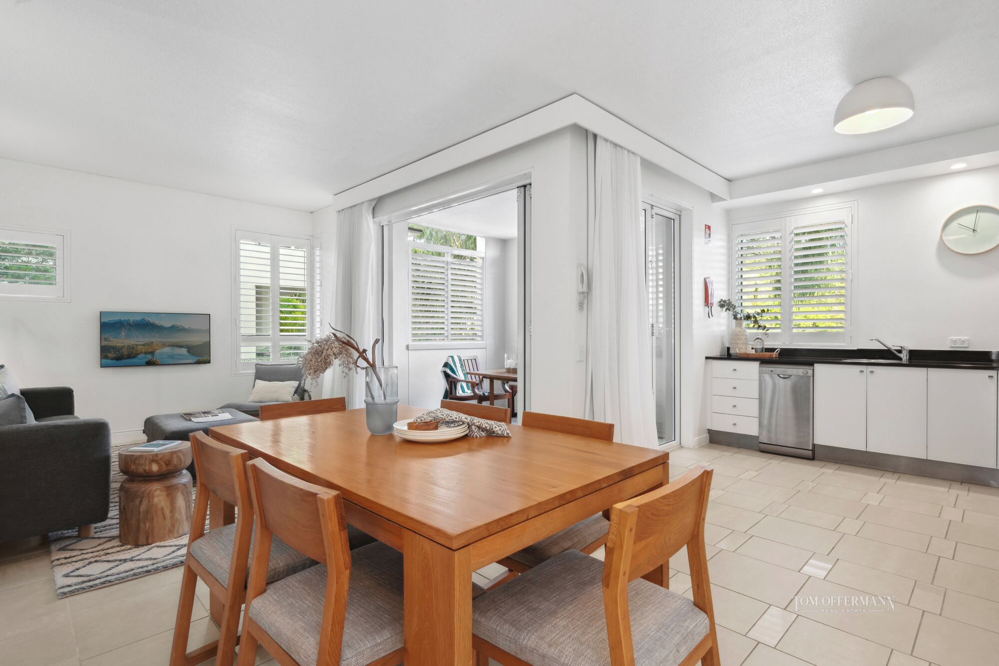 Appartamento familiare, 3 camere da letto | Area soggiorno | TV LCD 32 pollici con canali digitali, TV