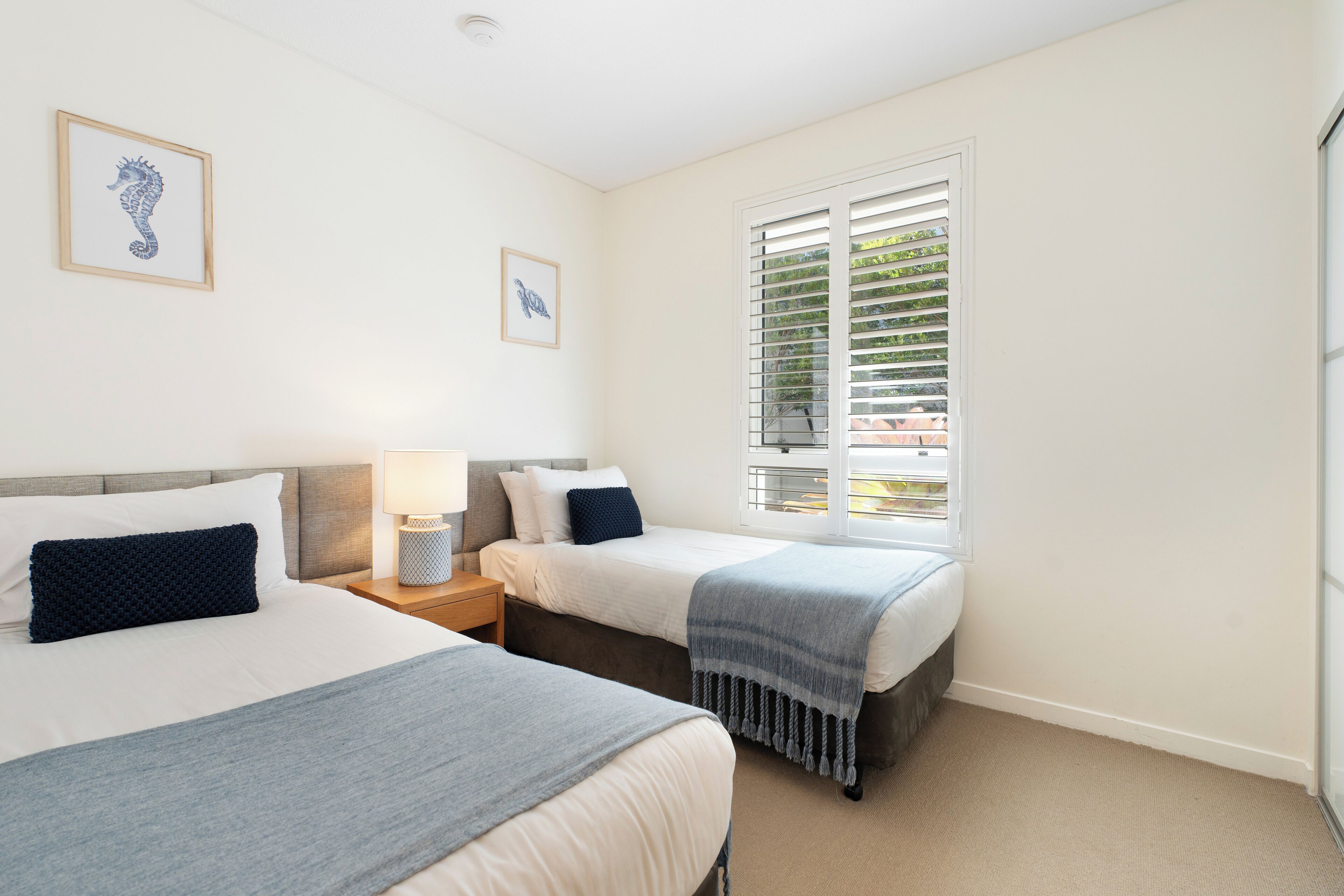 1 bedroom, individually decorated, individually furnished