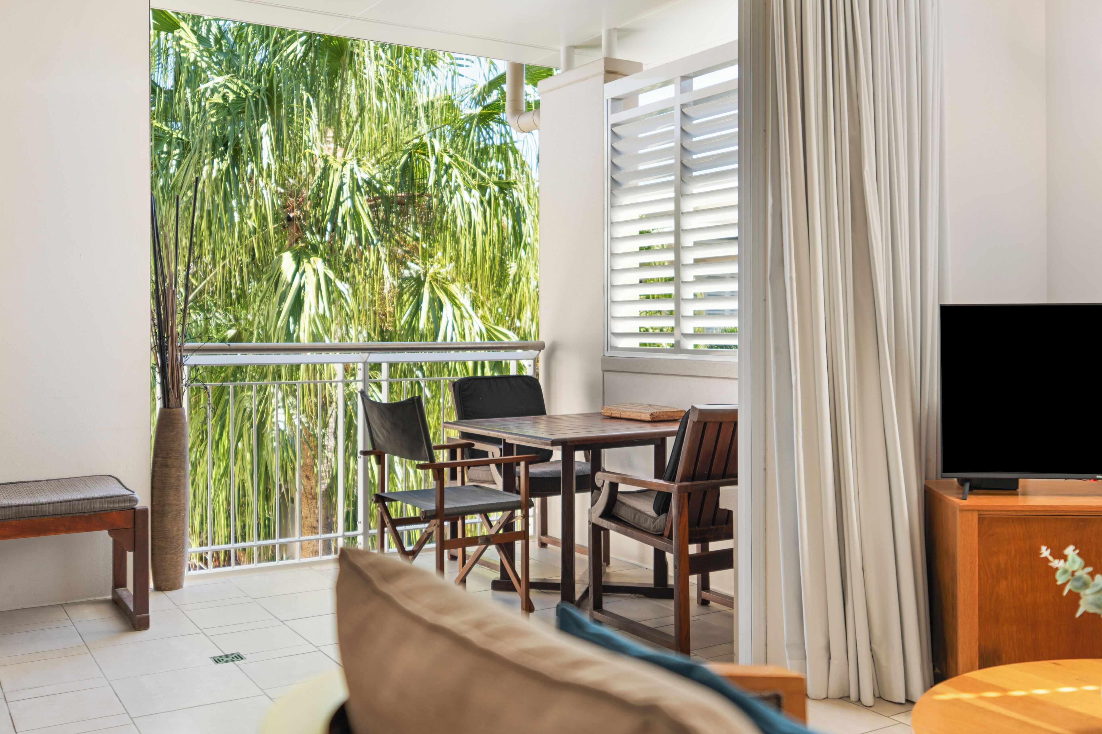 executive apartment, 2 bedrooms | terrace/patio