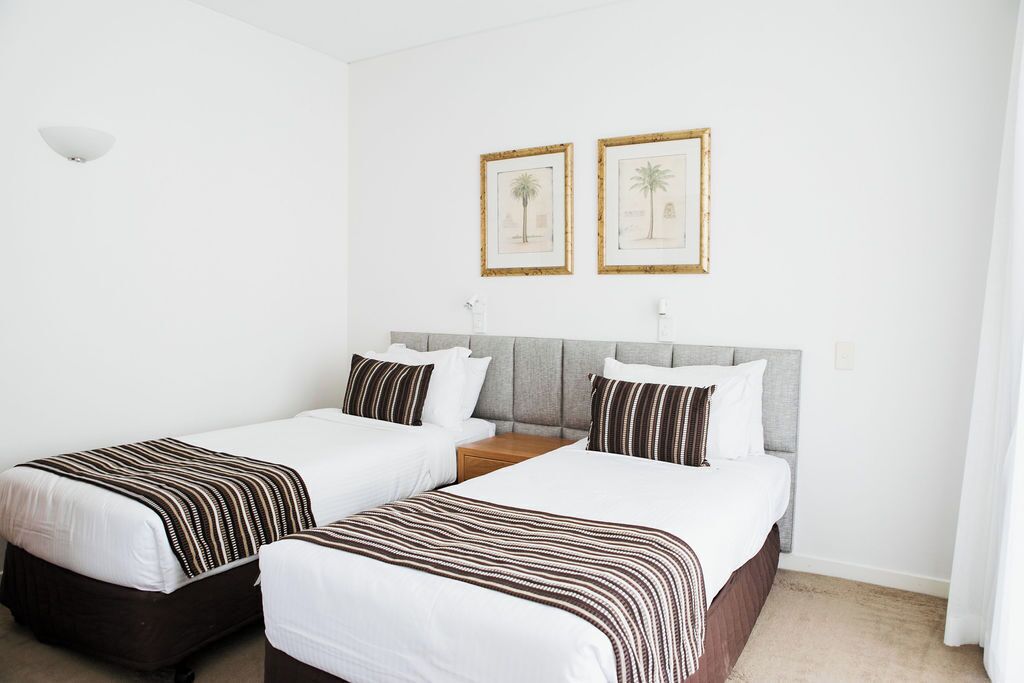 standard apartment, 2 bedrooms | 1 bedroom, individually decorated, individually furnished