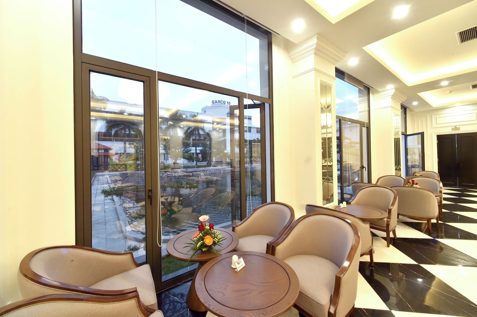 Se sirven desayunos, almuerzos y cenas