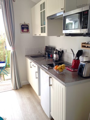 Kitchen - looking out to courtyard