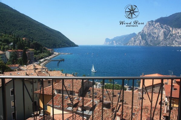 Property grounds - The house of the Winds in the center of Torbole (Nago-torbole)